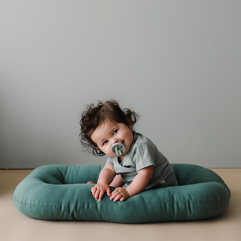 Snuggle Me Organic Infant Lounger Moss