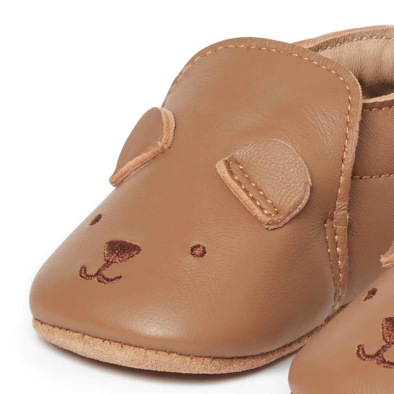 purebaby leather pull on slippers baby shoes and pre walkers