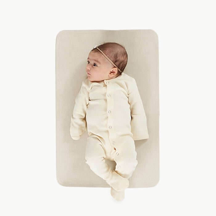 Gathre Micro Baby Changing Mat | Blanc