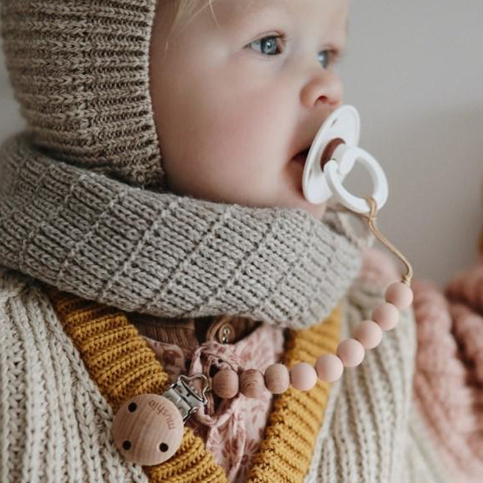 mushie baby pacifier clip black
