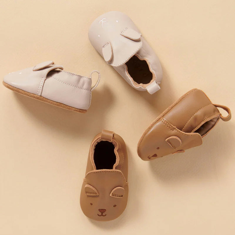 purebaby leather pull on slippers baby shoes and pre walkers