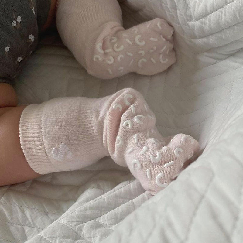 stuckies anti slip baby sock rose pink